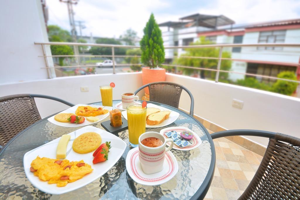 Hotel Getsemani Bga Букараманга Экстерьер фото