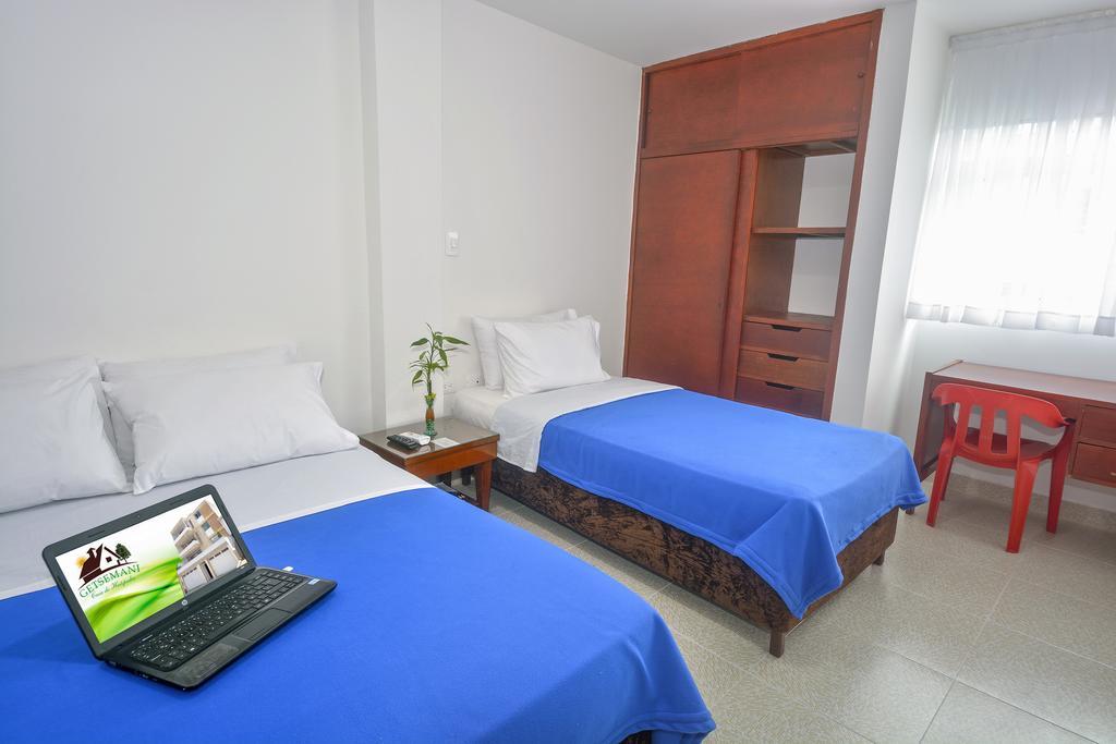 Hotel Getsemani Bga Букараманга Экстерьер фото